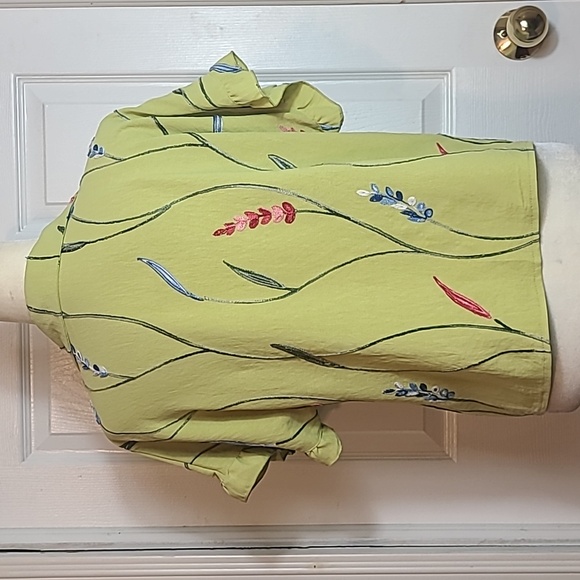 Kindred Embroidered Blouse - Picture 6 of 12